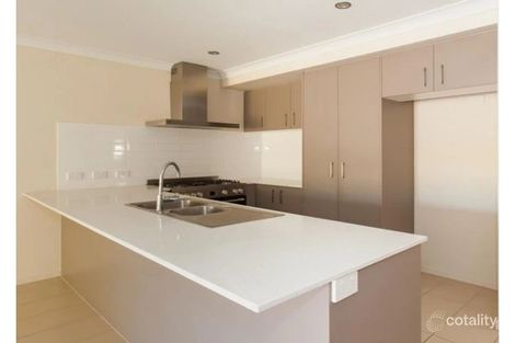 18 Navickas Cct, Redbank Plains, QLD 4301