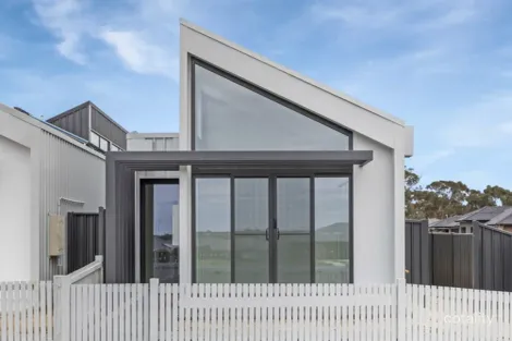 20 Henty Lane, Huntly, VIC 3551