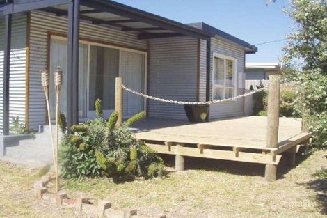 6 Bayview Ave, St Leonards, VIC 3223