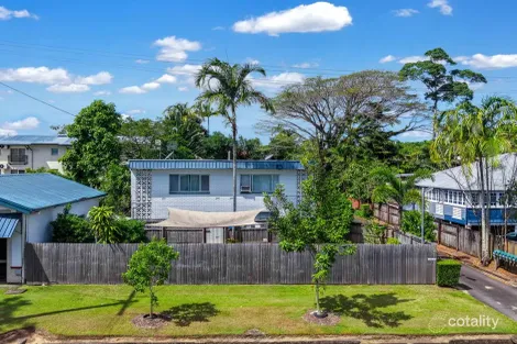 1/5 THOMAS ST, CAIRNS NORTH, QLD 4870
