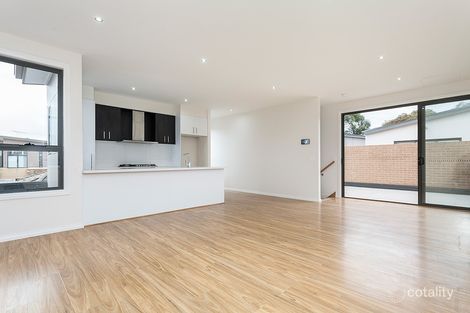 Property photo of 2/4 Gregory Street Oak Park VIC 3046
