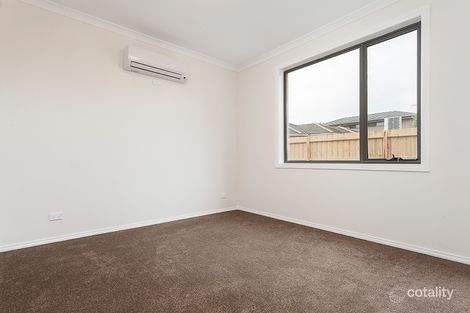 Property photo of 2/4 Gregory Street Oak Park VIC 3046