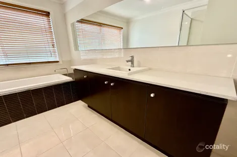 Property photo of 76 Prudence Parade Point Cook VIC 3030