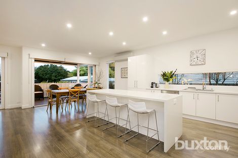 Property photo of 5 Waratah Avenue Mordialloc VIC 3195