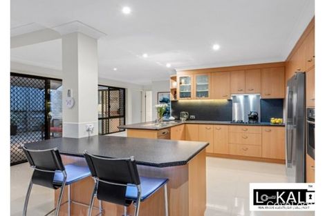 Property photo of 56 Kirra Place Carindale QLD 4152