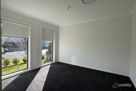 Property photo of 8 Mesik Street Tallawong NSW 2762