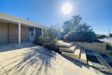 Property photo of 9 Savaris Court Beldon WA 6027