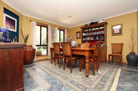 Property photo of 4 Bluebell Glen Jerrabomberra NSW 2619