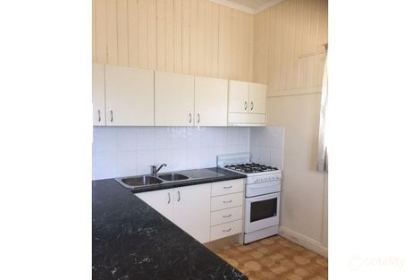 Property photo of 146 Bay Terrace Wynnum QLD 4178