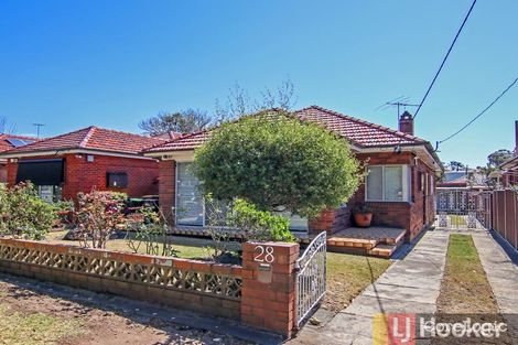 Property photo of 28 Pallamana Parade Beverly Hills NSW 2209