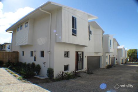 7 Ashbourne Tce, Biggera Waters, QLD 4216