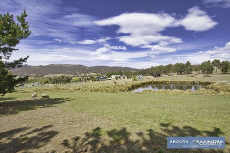 Property photo of 5 Trail Place Royalla NSW 2620