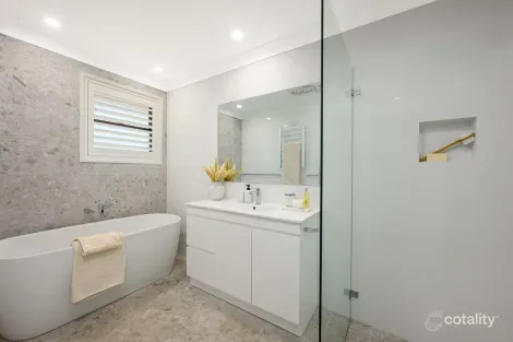 Property photo of 29 Johnson Close Bonnet Bay NSW 2226