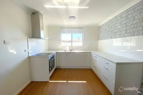 2/524 Klose St, Lavington, NSW 2641