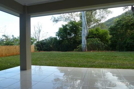 Property photo of 71 McFarlane Drive Kanimbla QLD 4870