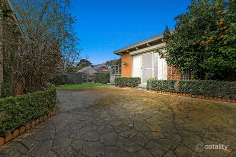 Property photo of 18 The Fairway Hampton Park VIC 3976