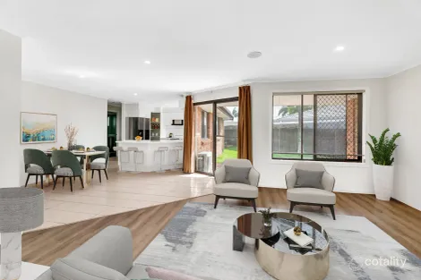 Property photo of 4 Gothorpe Place Varsity Lakes QLD 4227