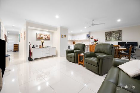 Property photo of 2/74 Diamantina Circuit Pacific Pines QLD 4211