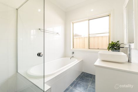 Property photo of 16 Bayview Drive Yamba NSW 2464