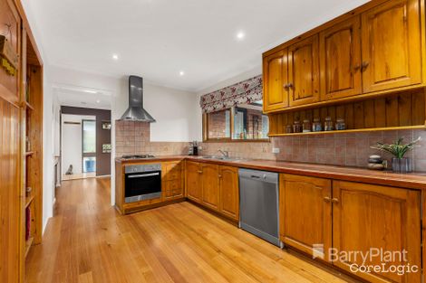 Property photo of 26 Roycroft Avenue Mill Park VIC 3082