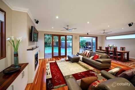 Property photo of 241 Neerim Road Carnegie VIC 3163