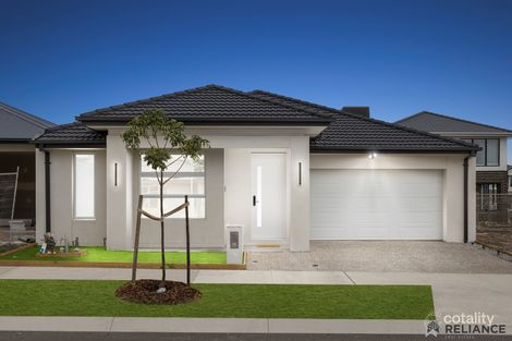 14 Bracegirdle Dr, Mickleham, VIC 3064