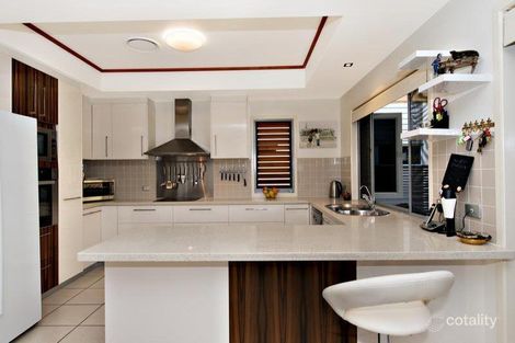 Property photo of 104/8 Spinnaker Drive Sandstone Point QLD 4511
