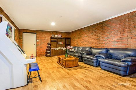 Property photo of 25 Feathertop Drive Keilor VIC 3036