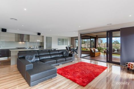 Property photo of 32 Mandalay Circuit Beveridge VIC 3753