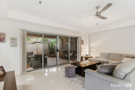 Property photo of 1/11 Rathbone Place Labrador QLD 4215