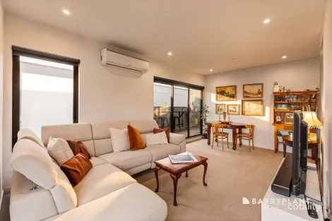 207/30 Oleander Dr, Mill Park, VIC 3082