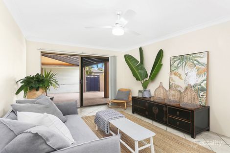 Property photo of 2/2 Adams Avenue Miami QLD 4220
