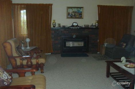 Property photo of 8 Cambridge Crescent White Hills VIC 3550