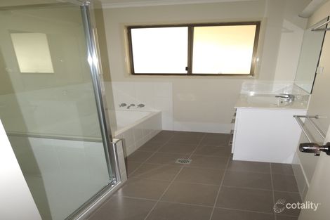 Property photo of 4 Morse Street Emerald QLD 4720