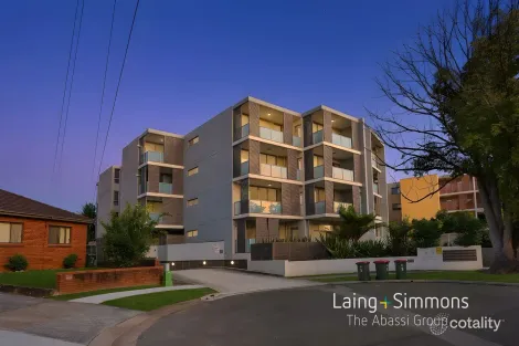 303/9 Harvey Pl, Toongabbie, NSW 2146