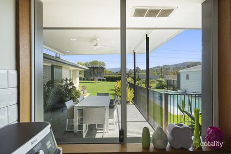 Property photo of 19 Colonial Court Mudgeeraba QLD 4213
