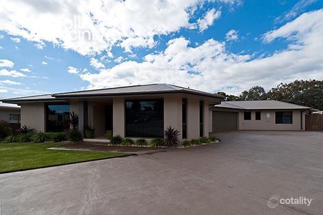 Property photo of 13 Callitris Place Jerrabomberra NSW 2619