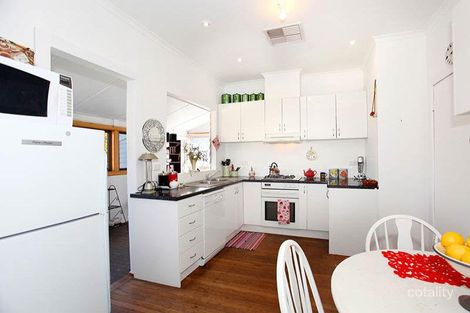Property photo of 19 Kingsford Avenue Coburg North VIC 3058