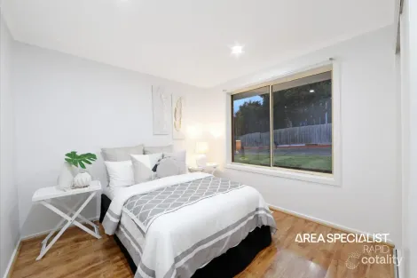 Property photo of 47 Justin Circuit Hampton Park VIC 3976