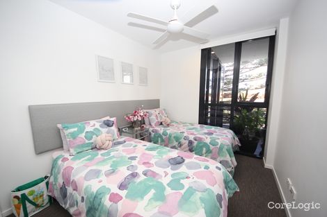 Property photo of 21/2729 Gold Coast Highway Broadbeach QLD 4218