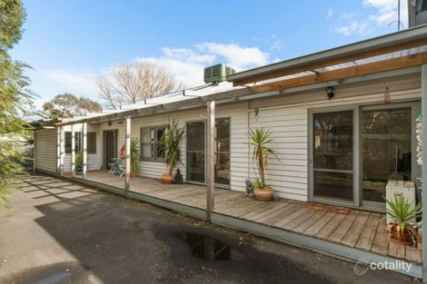 Property photo of 8 East Road Seaford VIC 3198