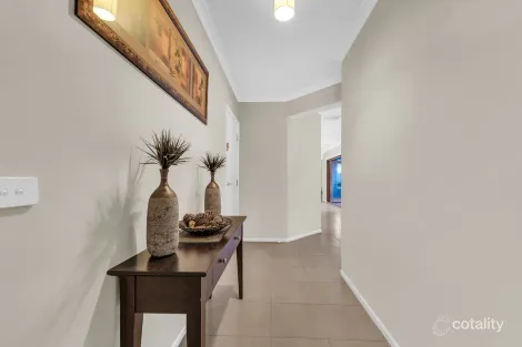Property photo of 26 Corrigans Road Cranbourne East VIC 3977