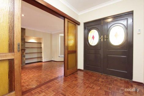 Property photo of 9 Raine Terrace Winthrop WA 6150