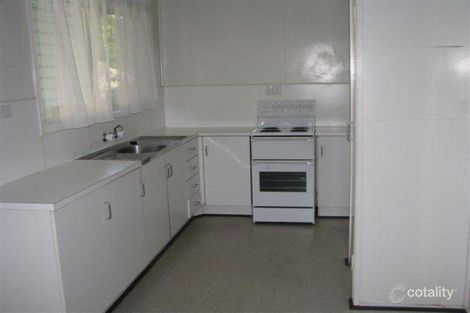 Property photo of 41 Spring Crescent Dysart QLD 4745