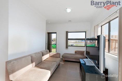 Property photo of 46 Mowbray Drive Point Cook VIC 3030