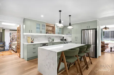 Property photo of 14 Thynne Court Maleny QLD 4552