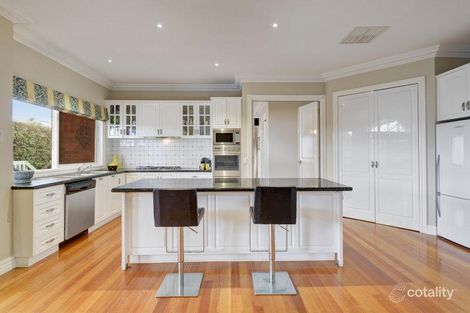 Property photo of 19 Park Hill Way Doncaster VIC 3108