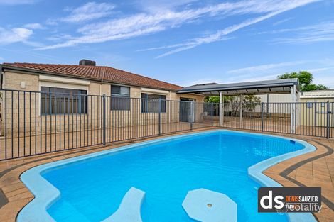 15 Edgar Cres, Hocking, WA 6065