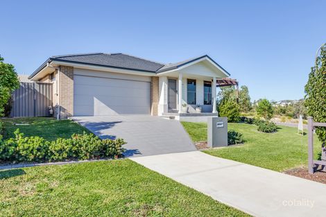 28a Bulbul Cres, Fletcher, NSW 2287