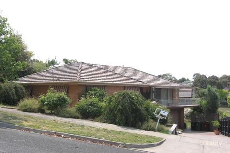 16 Log School Rd, Doncaster, VIC 3108